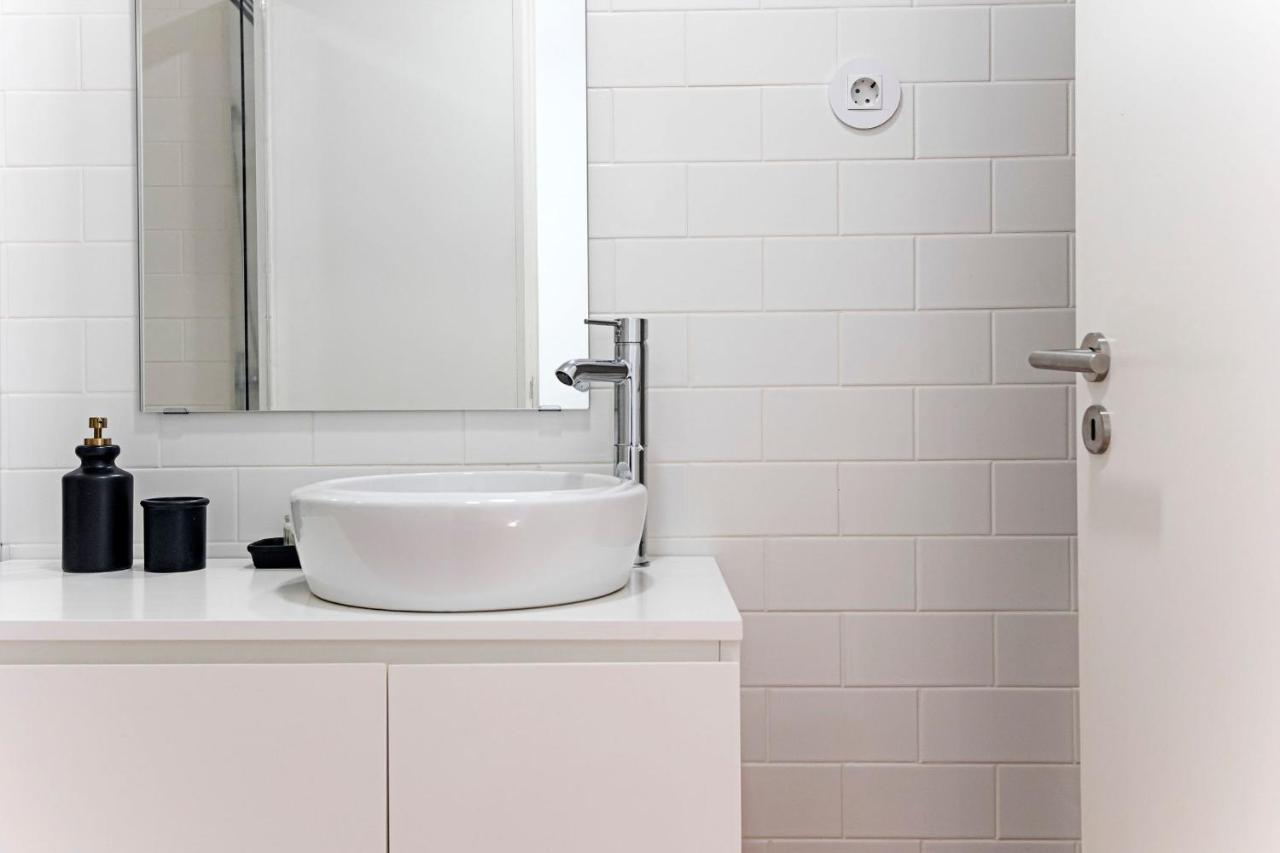 D. Joao IV Apartments By Lovelystay Porto Buitenkant foto